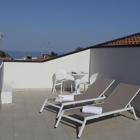 Path House - Etna & Sea View Aparthotel Riposto ภายนอก รูปภาพ