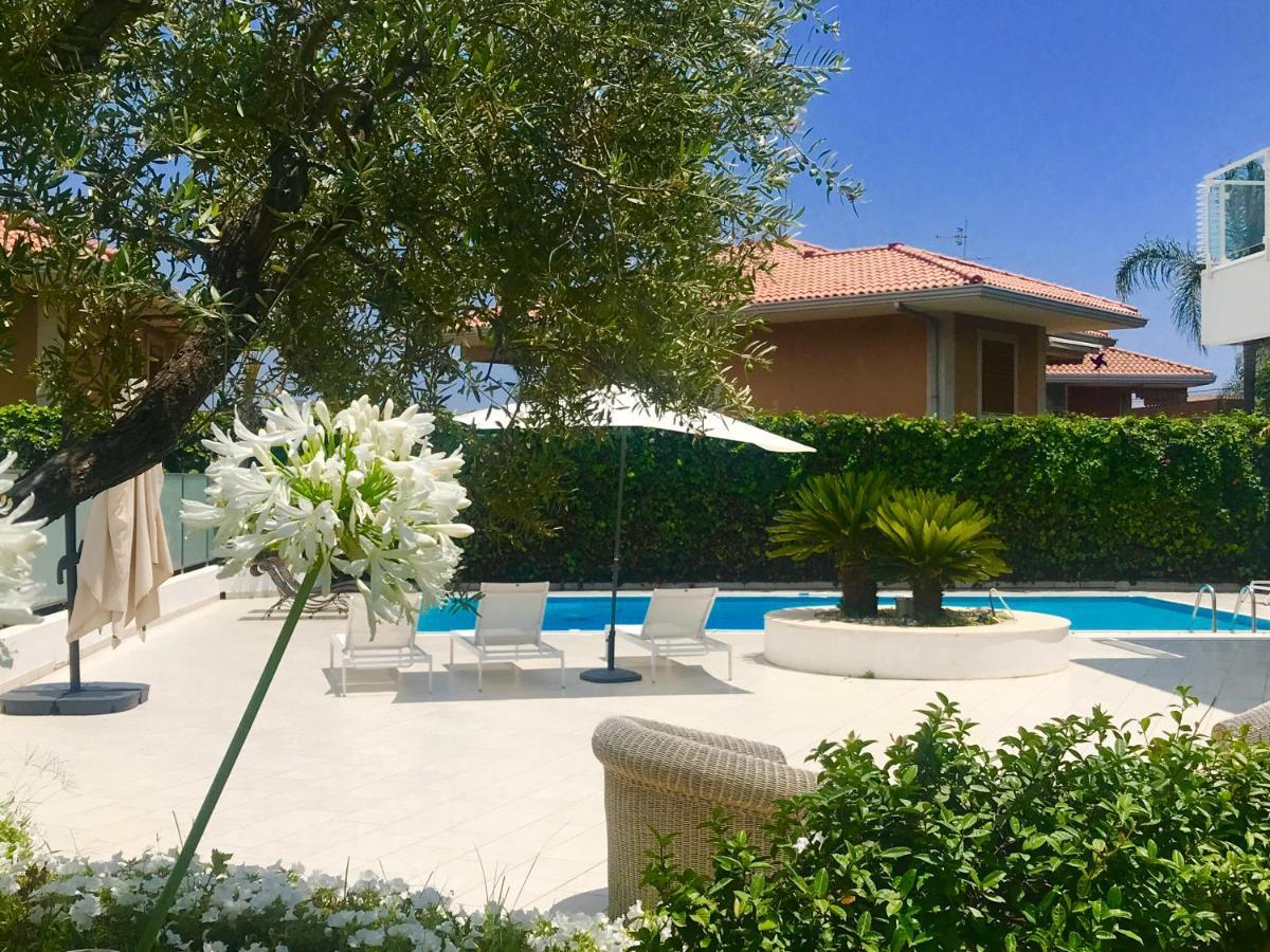Path House - Etna & Sea View Aparthotel Riposto ภายนอก รูปภาพ