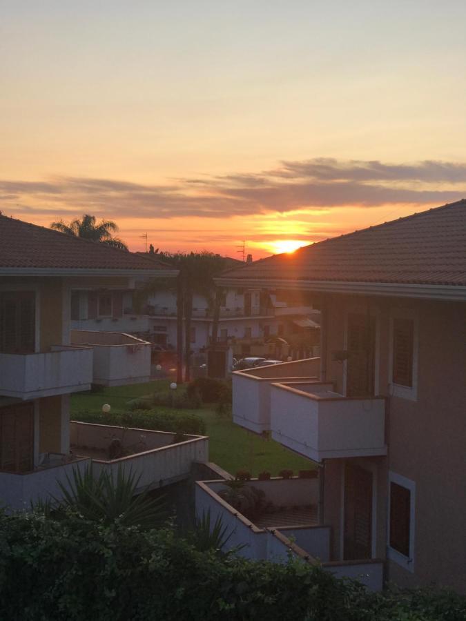 Path House - Etna & Sea View Aparthotel Riposto ภายนอก รูปภาพ
