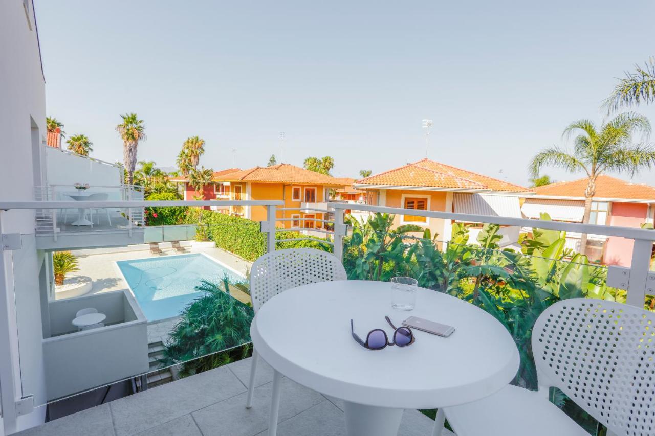 Path House - Etna & Sea View Aparthotel Riposto ภายนอก รูปภาพ