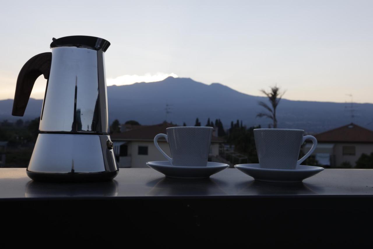 Path House - Etna & Sea View Aparthotel Riposto ภายนอก รูปภาพ